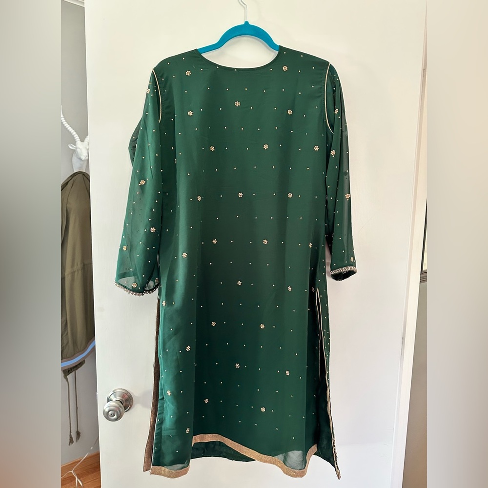 Beaded Indian 3 piece Kurta - Picture 2 of 5